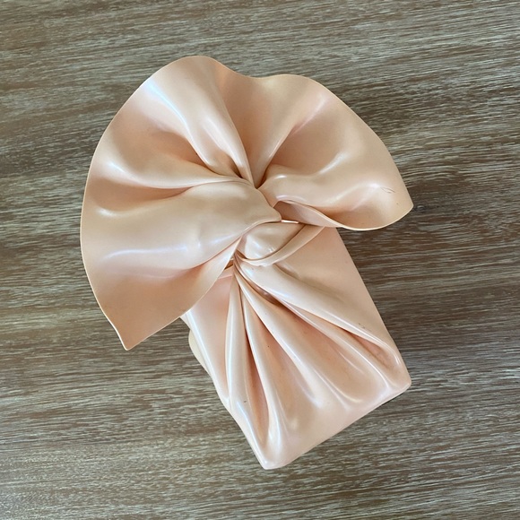 Vintage 1980s C.T. Design’s Pink Plastic Square Tissue Box Holder - Picture 6 of 14